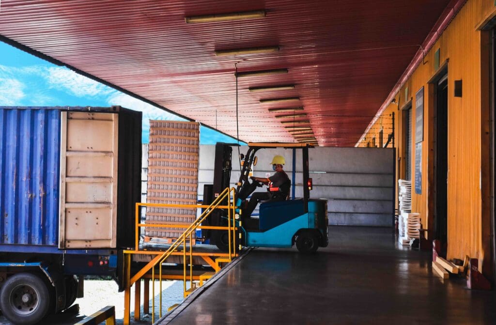 Navigating Uncertainties in Supply Chains Flexe