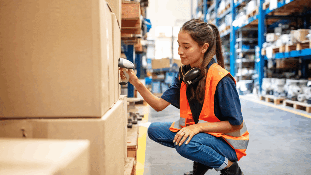 flexe warehouse worker web resources 3000x1690